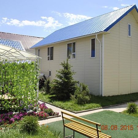 Dome Hotel Cholpon-Ata Exterior photo
