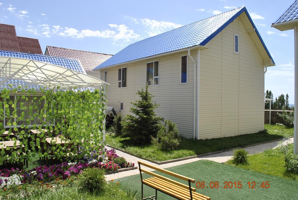 Dome Hotel Cholpon-Ata Exterior photo